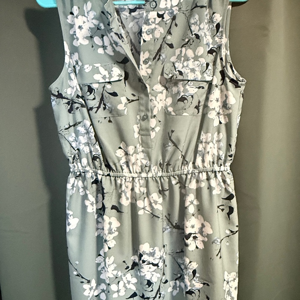 LOFT dress, cinch waist, button up top section, size small